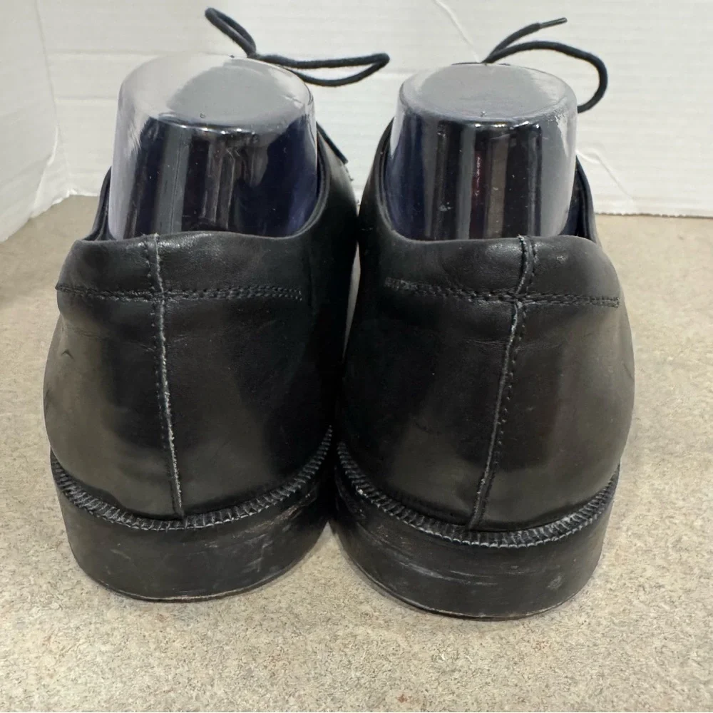 Luca Bossi features leather